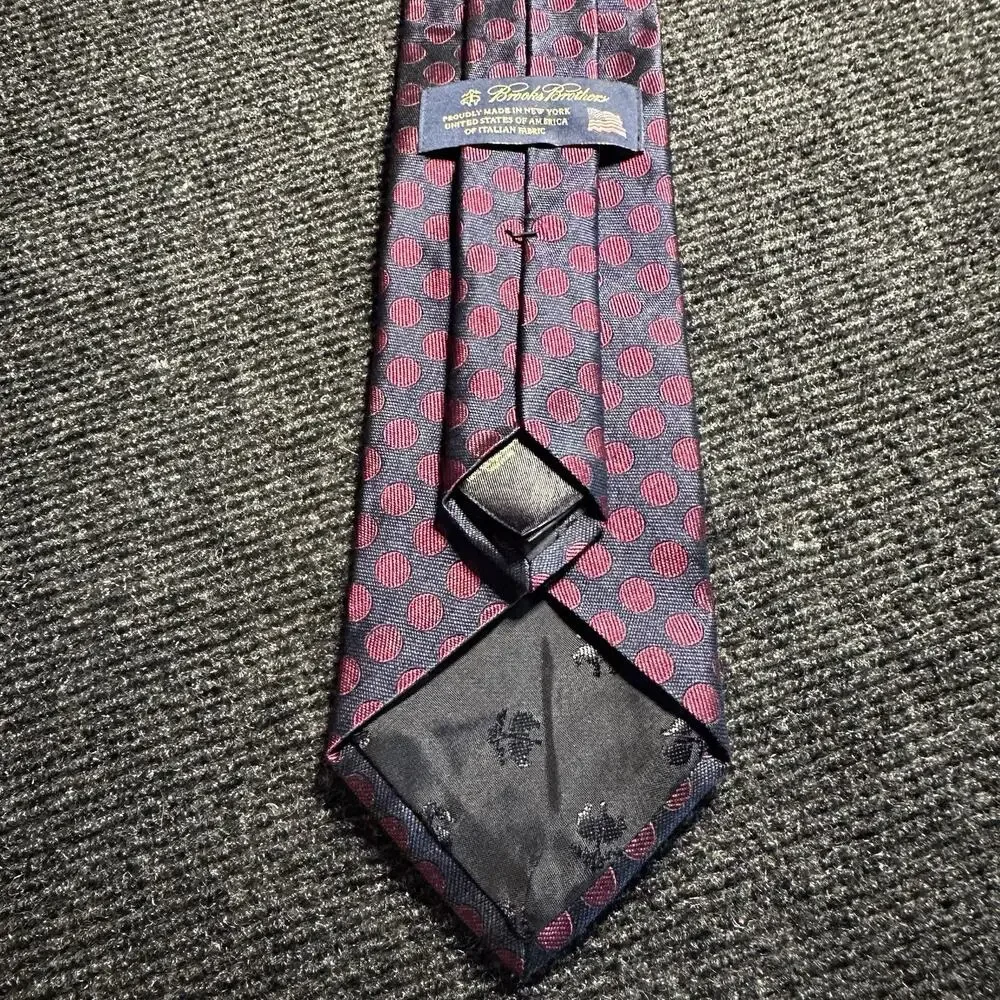 Brooks Brothers Tie Silk Men's Tie Polka Dot Navy Made In USA Italian Fabric